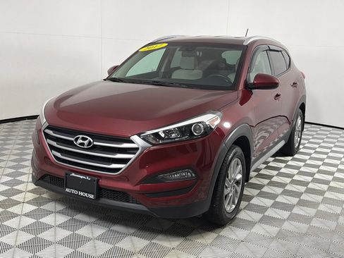 Used 2017 Hyundai Tucson SE AWD/4WD image 10