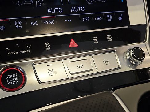 New 2026 Audi RS 7 Performance image 11