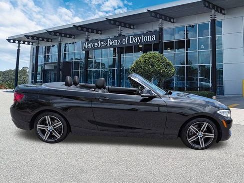 Used 2017 BMW 230i xDrive Convertible AWD/4WD image 3