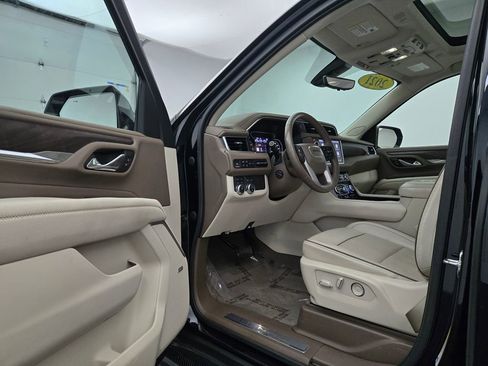 Used 2021 GMC Yukon Denali w/ Denali Premium Package image 26