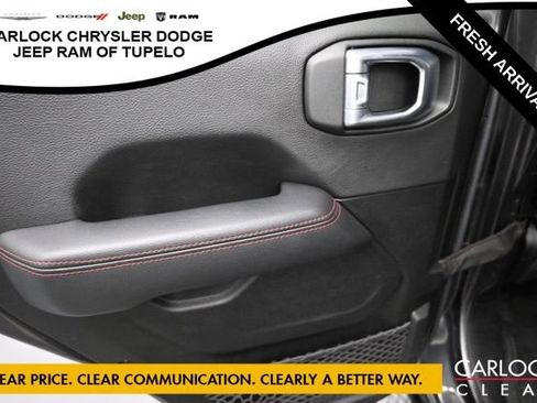 Used 2022 Jeep Gladiator Rubicon w/ Safety Group AWD/4WD image 33
