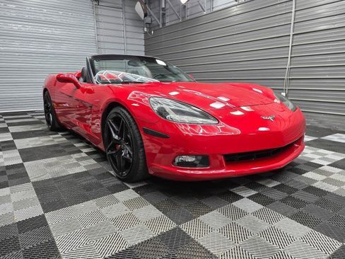 Used 2006 Chevrolet Corvette Convertible w/ Preferred Equipment Group RWD image 5