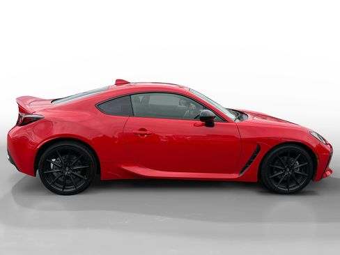 Used 2022 Toyota GR86 Premium w/ ALL Weather Mat Package (TMS) RWD image 6