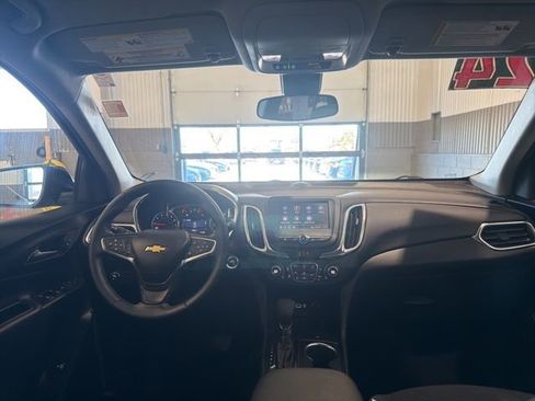 Used 2024 Chevrolet Equinox LT image 14