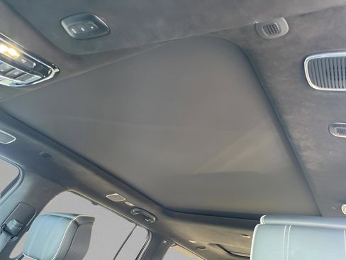 Used 2023 Jeep Grand Wagoneer Series II image 21