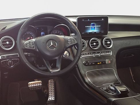 Used 2019 Mercedes-Benz GLC 300 4MATIC Coupe image 19