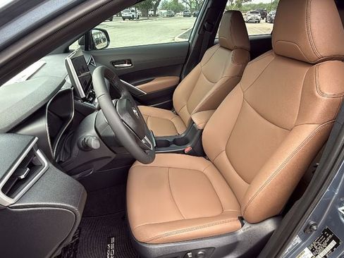 New 2026 Toyota Corolla Cross XLE FWD image 18