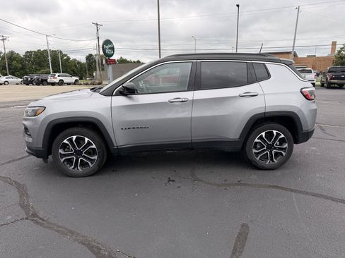 Used 2023 Jeep Compass Limited AWD/4WD image 21
