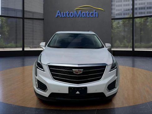 Used 2019 Cadillac XT5 Premium Luxury w/ Driver Assist Package AWD/4WD image 2