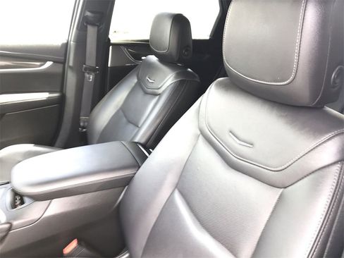 Used 2021 Cadillac XT5 Sportv image 11