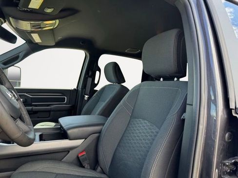 Used 2025 RAM 2500 Big Horn AWD/4WD image 9