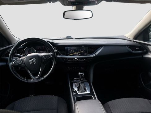 Used 2018 Buick Regal Preferred w/ Sights and Sounds Package AWD/4WD image 22