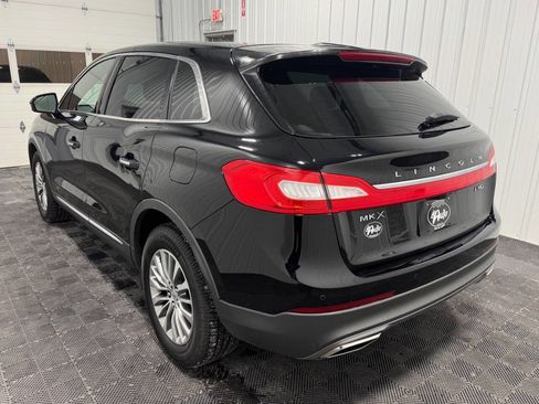 Used 2017 Lincoln MKX Reserve w/ Lincoln MKX Climate Package image 4