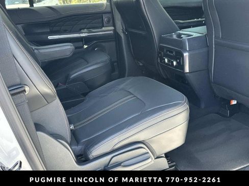Used 2024 Ford Expedition Max Platinum image 32
