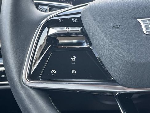 Certified 2024 Cadillac Lyriq Luxury w/ LPO, Floor Liner Package AWD/4WD image 28