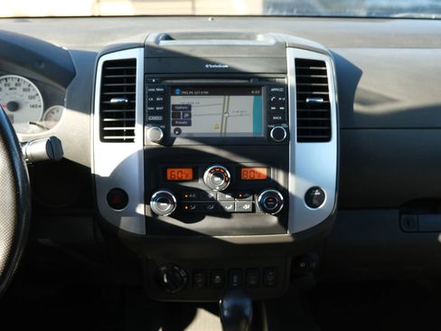 Used 2021 Nissan Frontier PRO-4X w/ Pro-4x Utility Package image 24