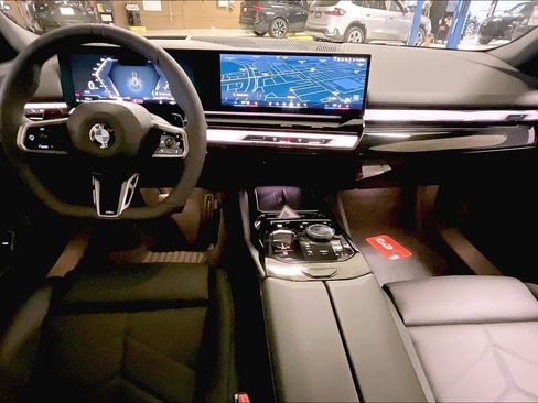 New 2026 BMW 530i w/ M Sport Package image 5