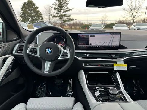 New 2026 BMW X6 xDrive40i image 14