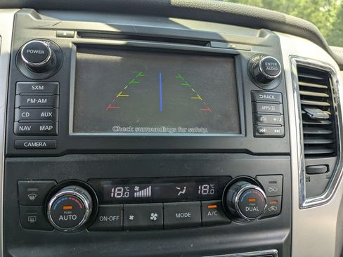 Used 2016 Nissan Titan SV AWD/4WD image 20