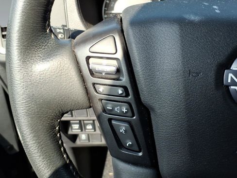 Used 2024 Nissan Frontier SV w/ SV Convenience Package image 10