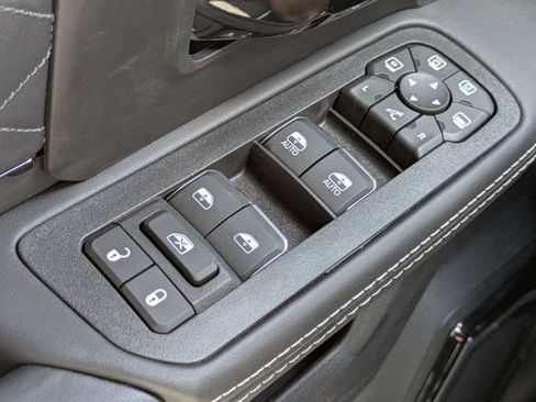 New 2026 RAM 3500 Limited AWD/4WD image 24