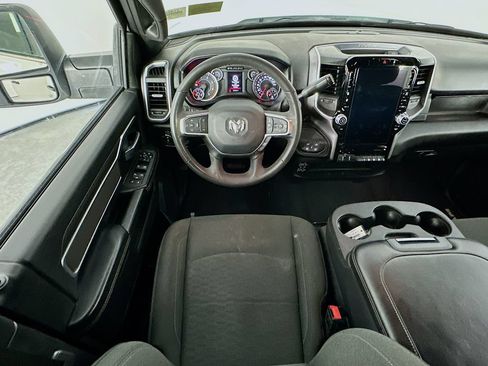 Used 2025 RAM 2500 Big Horn AWD/4WD image 9