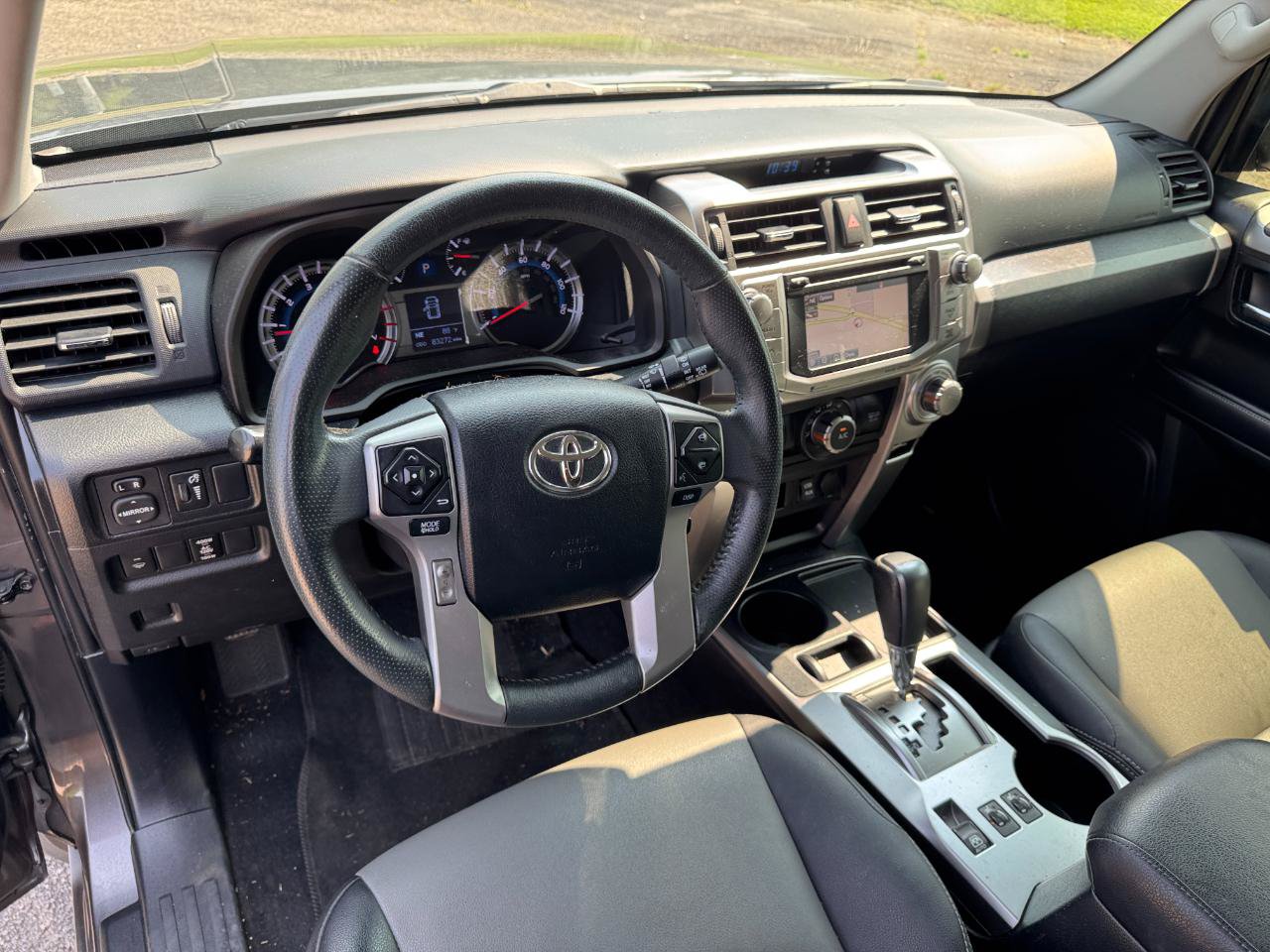 Used 2017 Toyota 4Runner SR5 Premium RWD image 22