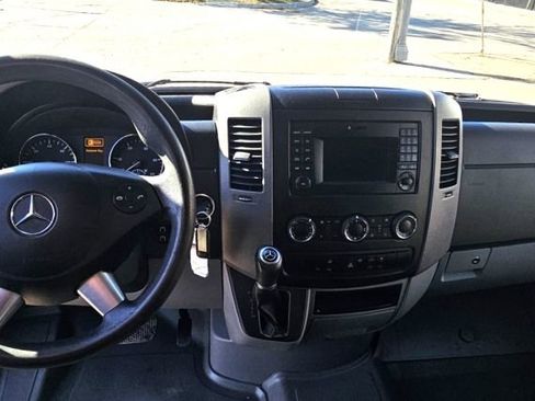 Used 2016 Mercedes-Benz Sprinter 2500 image 14