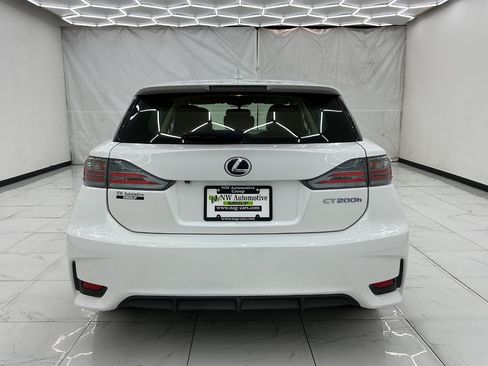 Used 2015 Lexus CT 200h FWD image 10