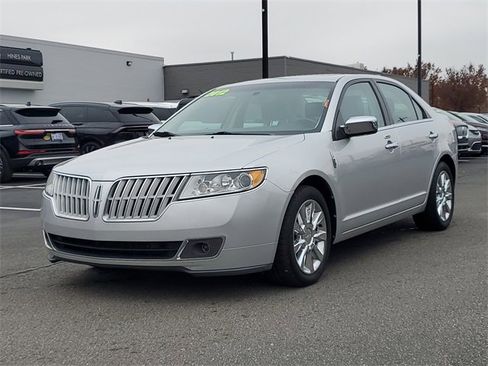 Used 2012 Lincoln MKZ image 3