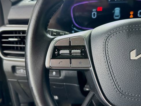 Used 2025 Kia Telluride S image 23