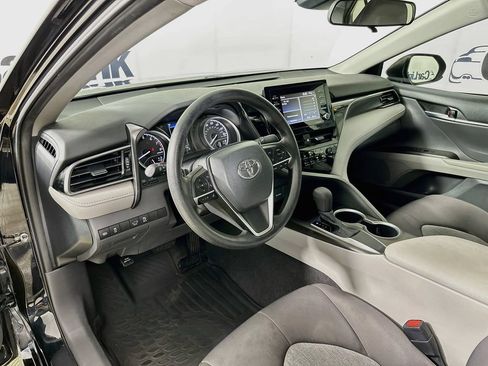 Used 2021 Toyota Camry LE FWD image 7