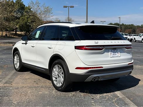 New 2026 Lincoln Corsair Premiere image 3