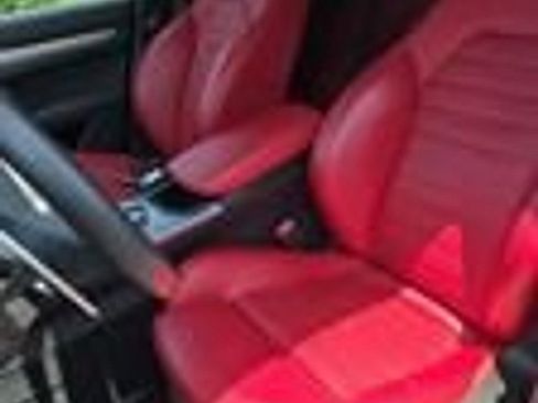 Used 2024 Alfa Romeo Stelvio Veloce AWD/4WD image 17