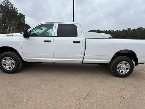 New 2026 RAM 2500 Tradesman image 12
