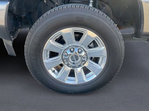 Used 2019 Ford F350 Platinum w/ Platinum Ultimate Package image 9