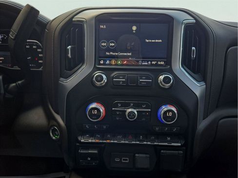 Used 2021 GMC Sierra 1500 SLT RWD image 17