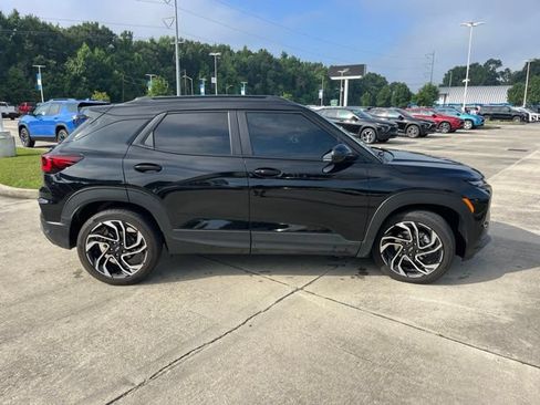 Used 2024 Chevrolet TrailBlazer RS w/ Convenience Package FWD image 9