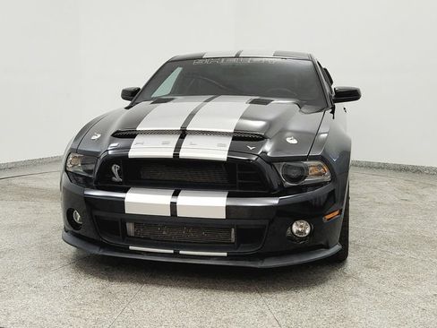 Used 2010 Ford Mustang Shelby GT500 RWD image 8