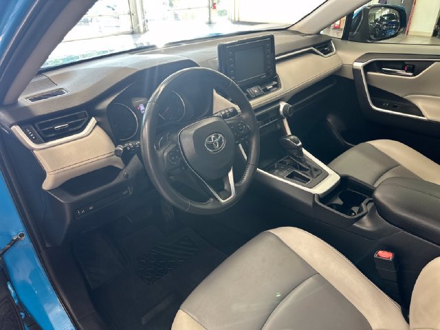 Used 2021 Toyota RAV4 XLE Premium FWD image 24