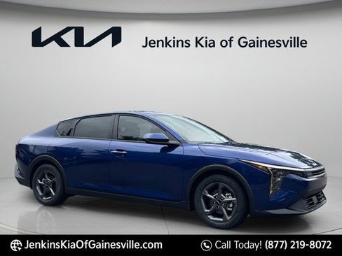 New 2026 Kia K4 FWD image 2