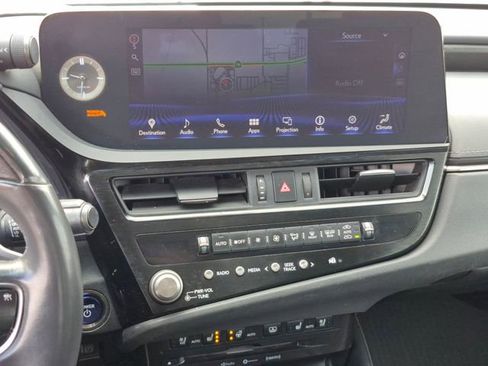 Used 2022 Lexus ES 300h w/ Luxury Package image 15