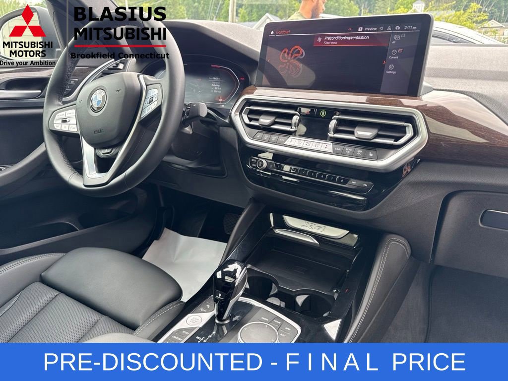 Used 2025 BMW X4 xDrive30i AWD/4WD image 48