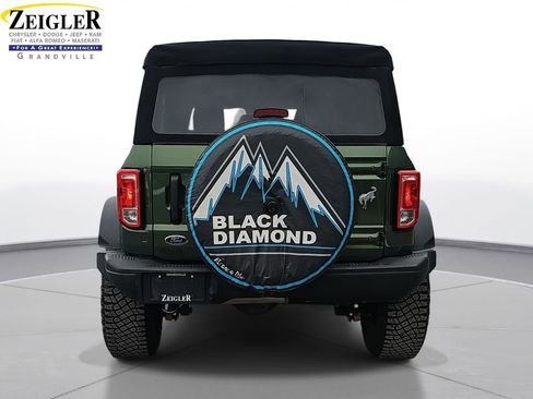 Used 2022 Ford Bronco Black Diamond w/ Sasquatch Package image 6