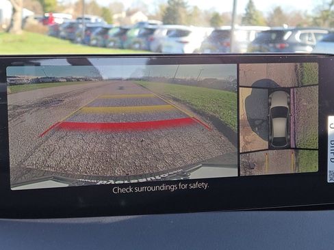 New 2026 MAZDA MAZDA3 Hatchback w/Premium Plus Pkg image 5