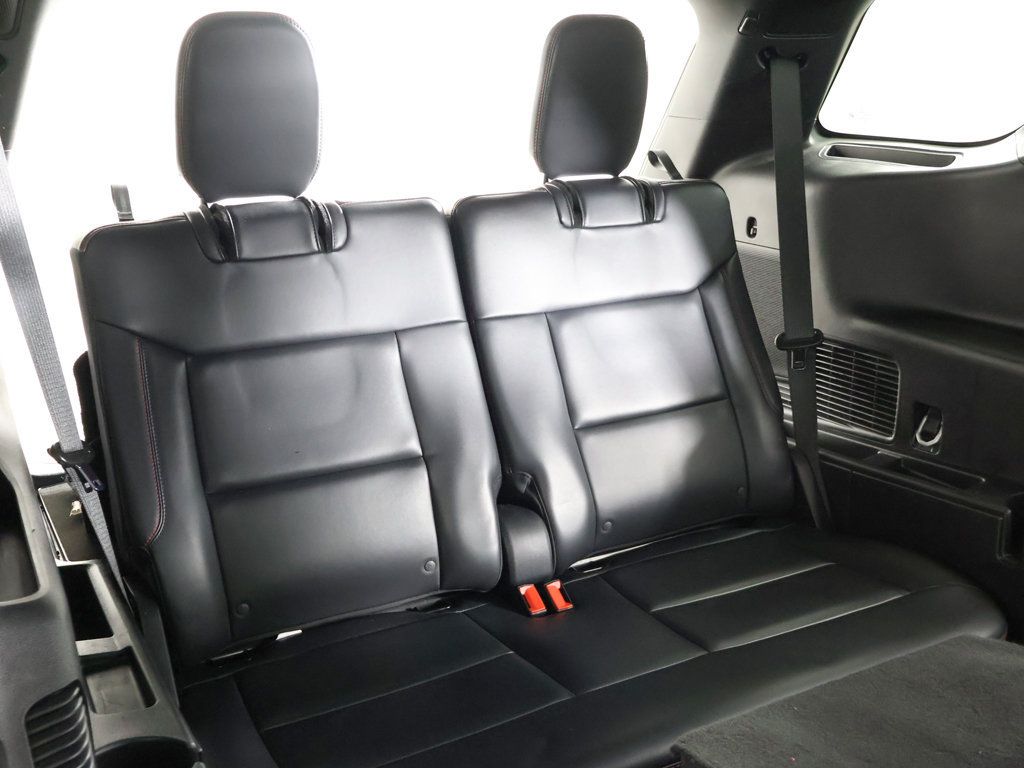 Used 2025 Ford Explorer ST-Line w/ ST-Line Street Pack AWD/4WD image 39