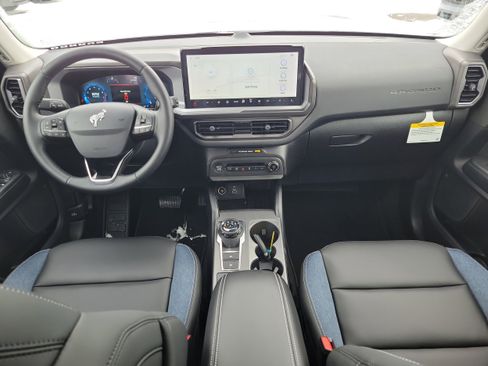 New 2025 Ford Bronco Sport Outer Banks image 11