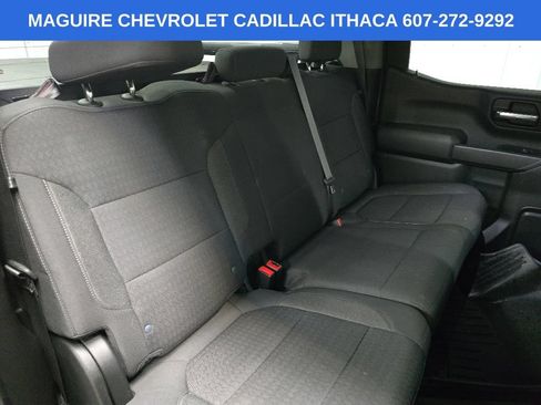 Used 2021 Chevrolet Silverado 1500 LT AWD/4WD image 16