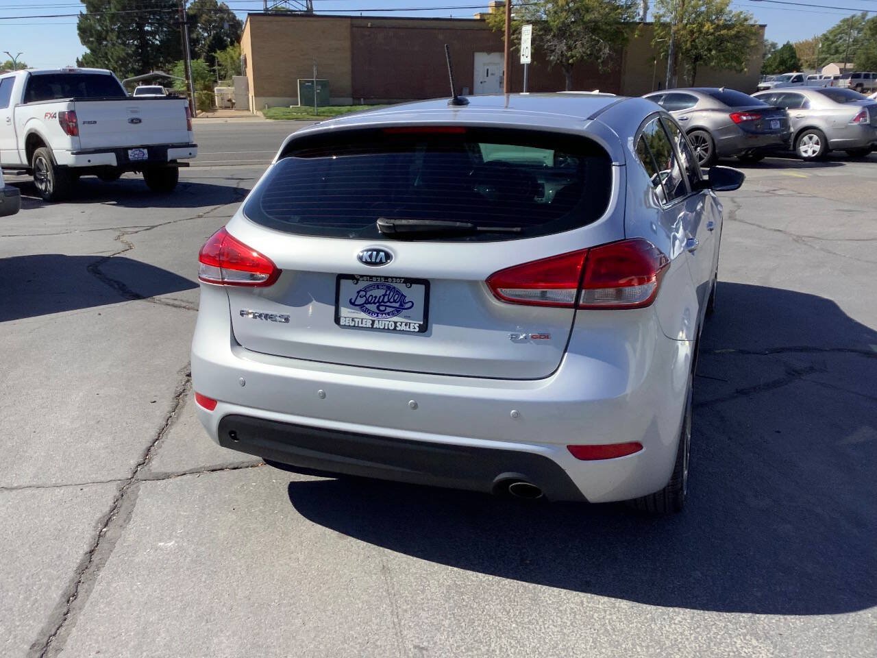 Used 2016 Kia Forte EX FWD image 12
