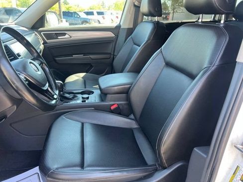 Used 2019 Volkswagen Atlas SE w/ Towing Package AWD/4WD image 19
